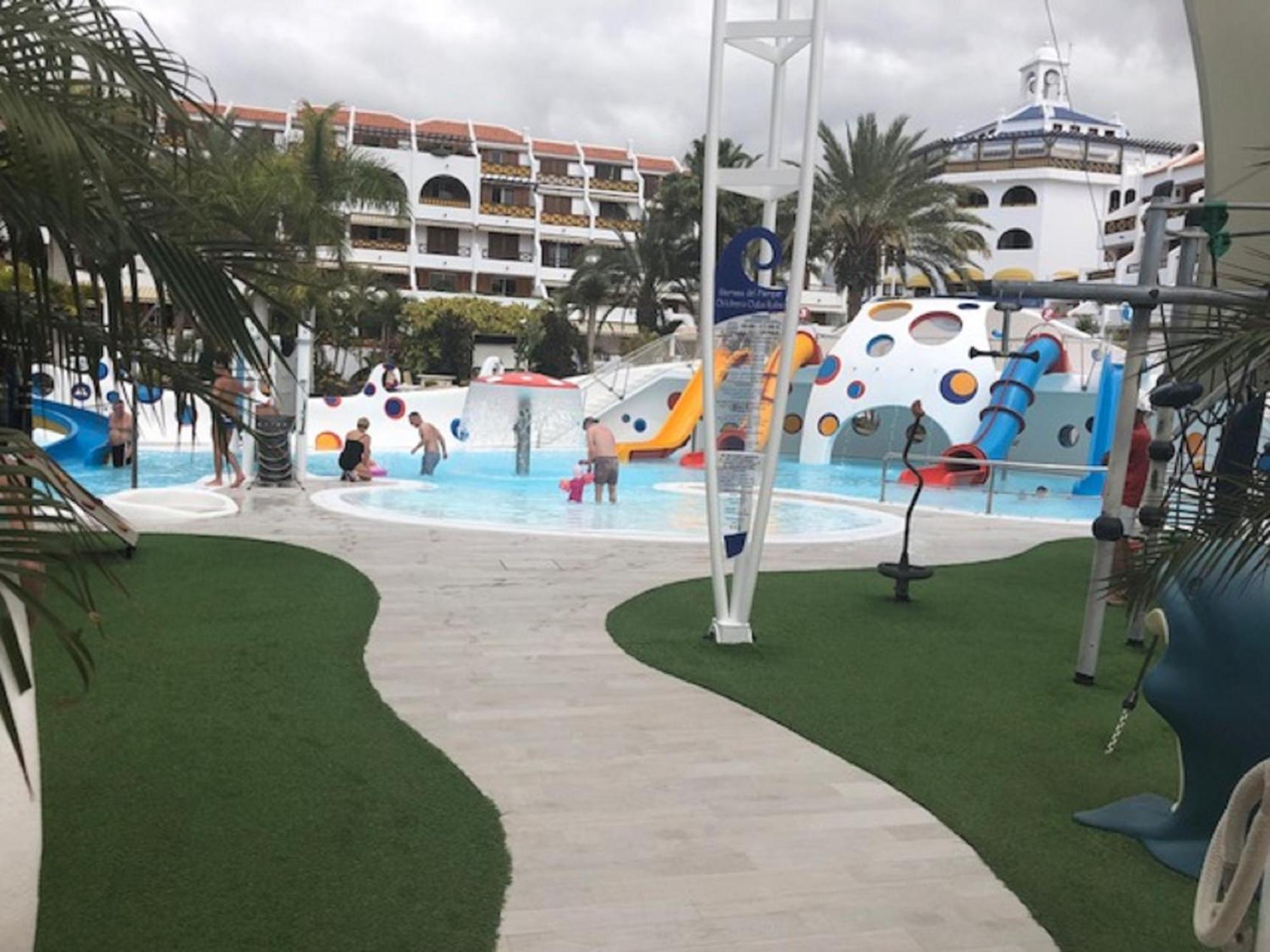Wonderland With The Best Swimming Pool In Park S III Apartment ปลายาเดลาสอเมริกาส ภายนอก รูปภาพ