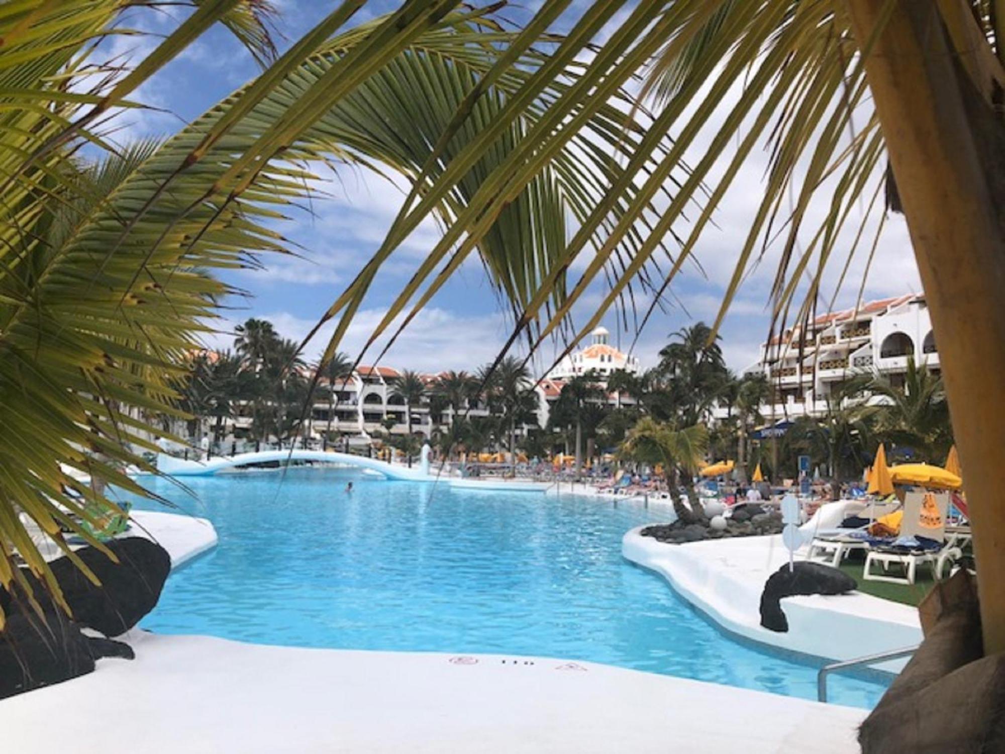 Wonderland With The Best Swimming Pool In Park S III Apartment ปลายาเดลาสอเมริกาส ภายนอก รูปภาพ